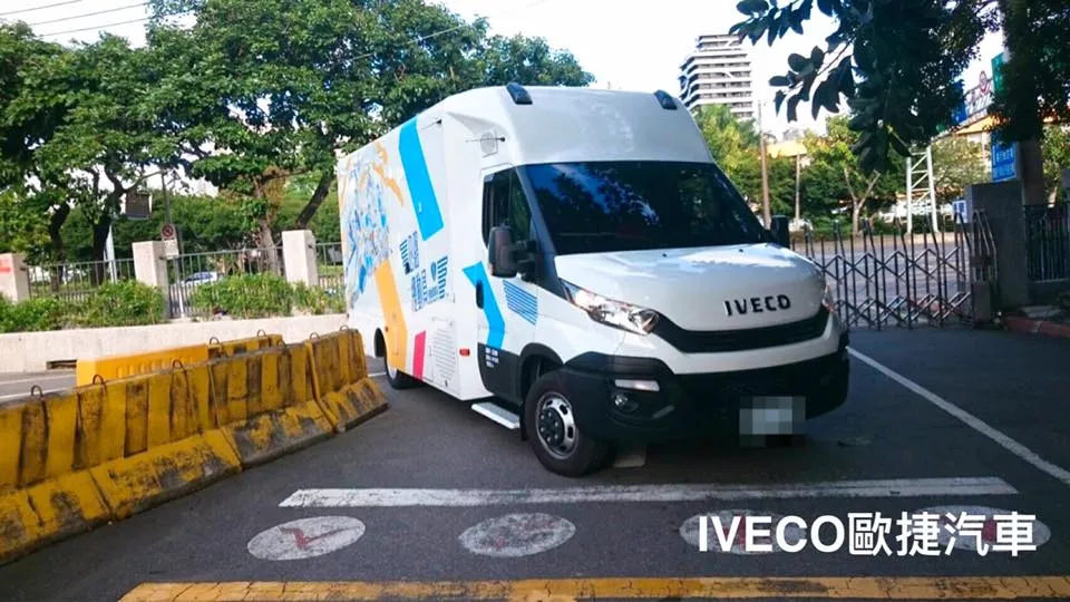 行動數位監理站支援市民臨櫃業務辦理