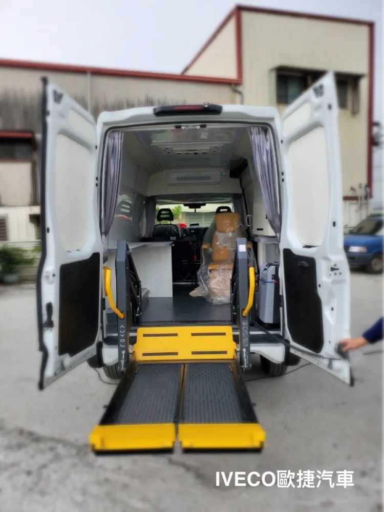 糖尿病暨足部健康行動醫療車