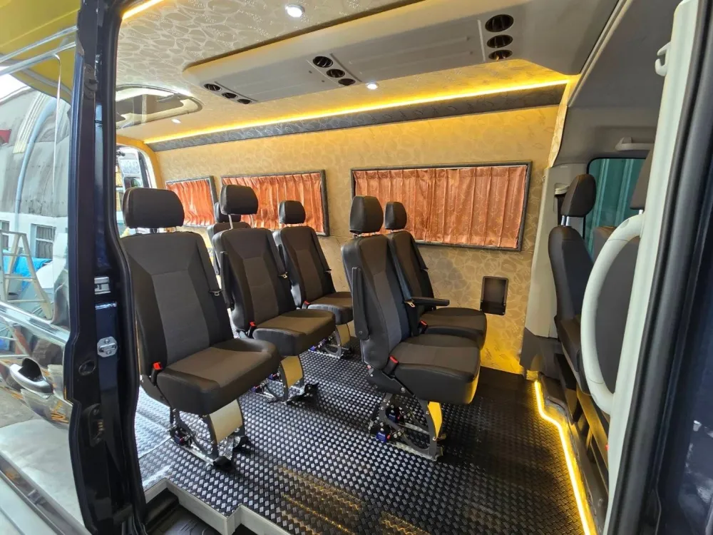 福斯大T生命禮儀車｜尊榮靈柩與接體空間配置