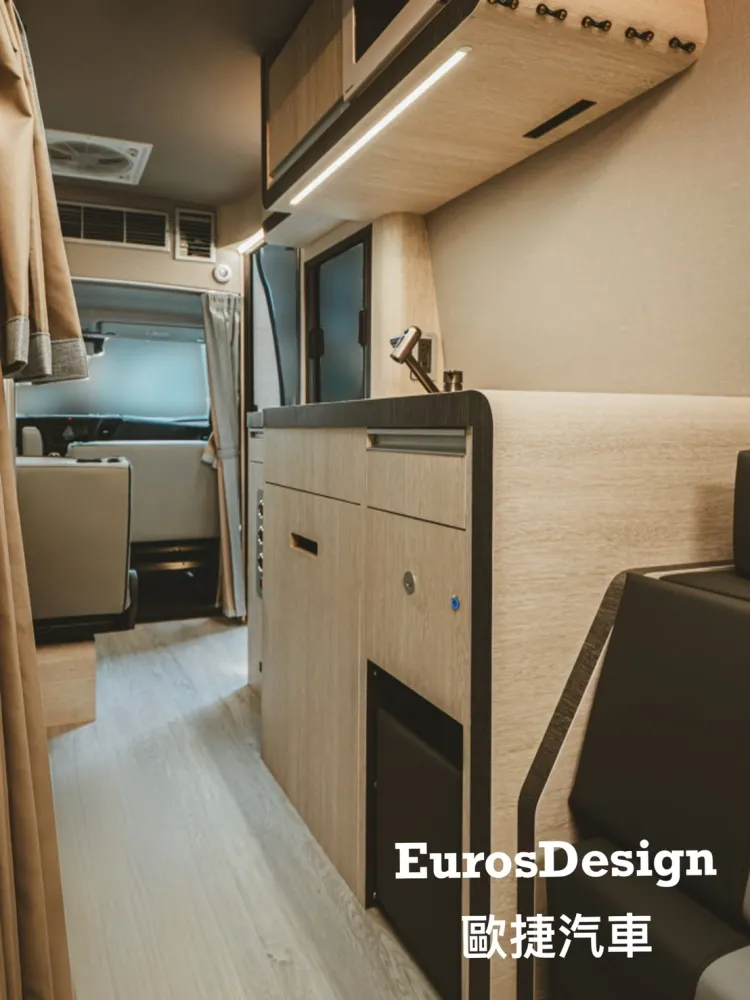 IVECO廂型露營車｜台中露營車設計｜烏日區露營車設計