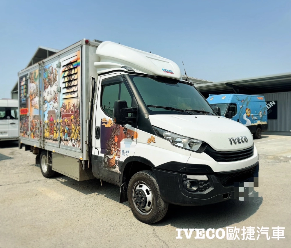 白沙屯媽祖頭旗車