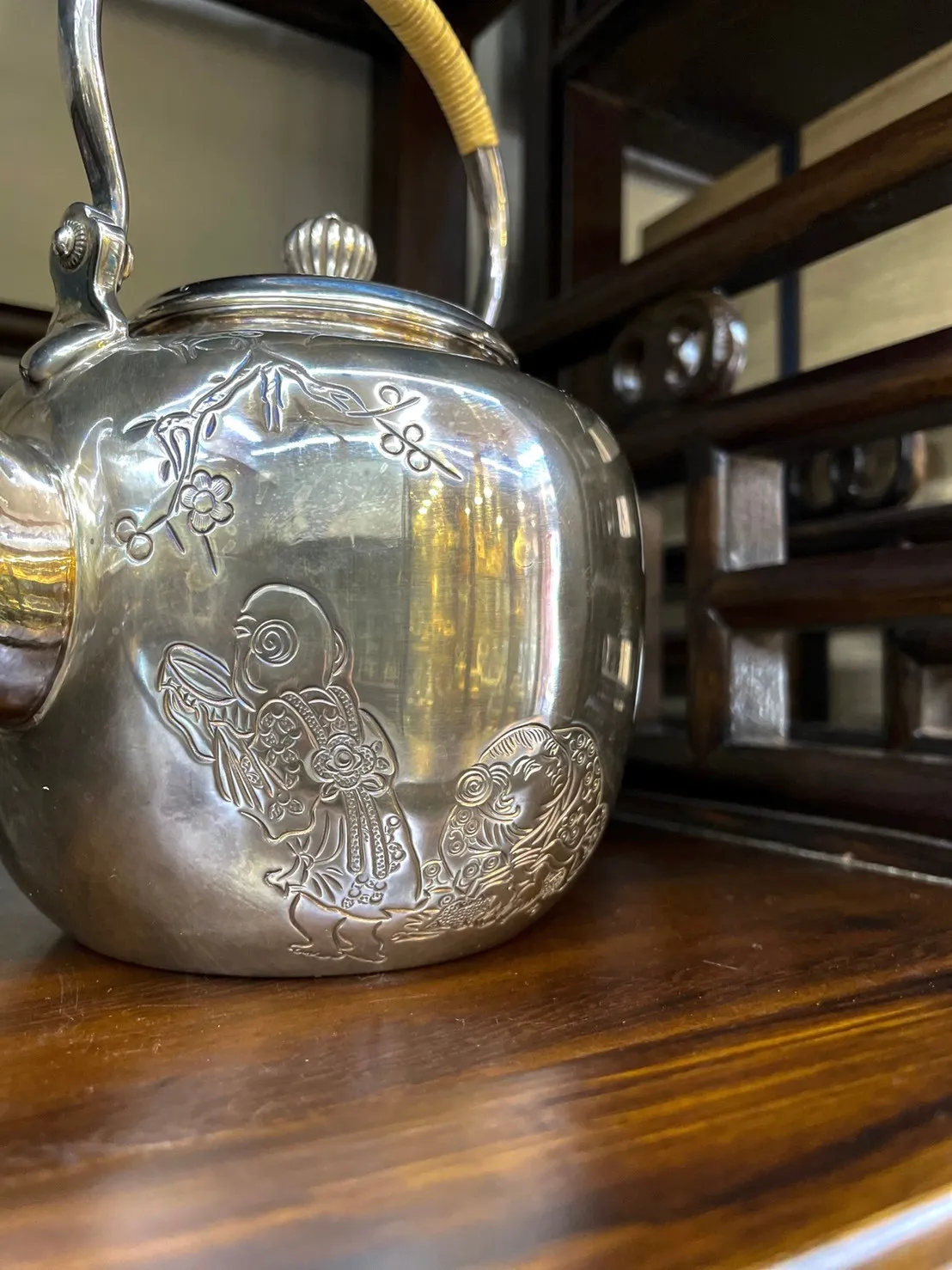 生駒作 鎏金壽翁仙鶴童子圖純銀湯沸