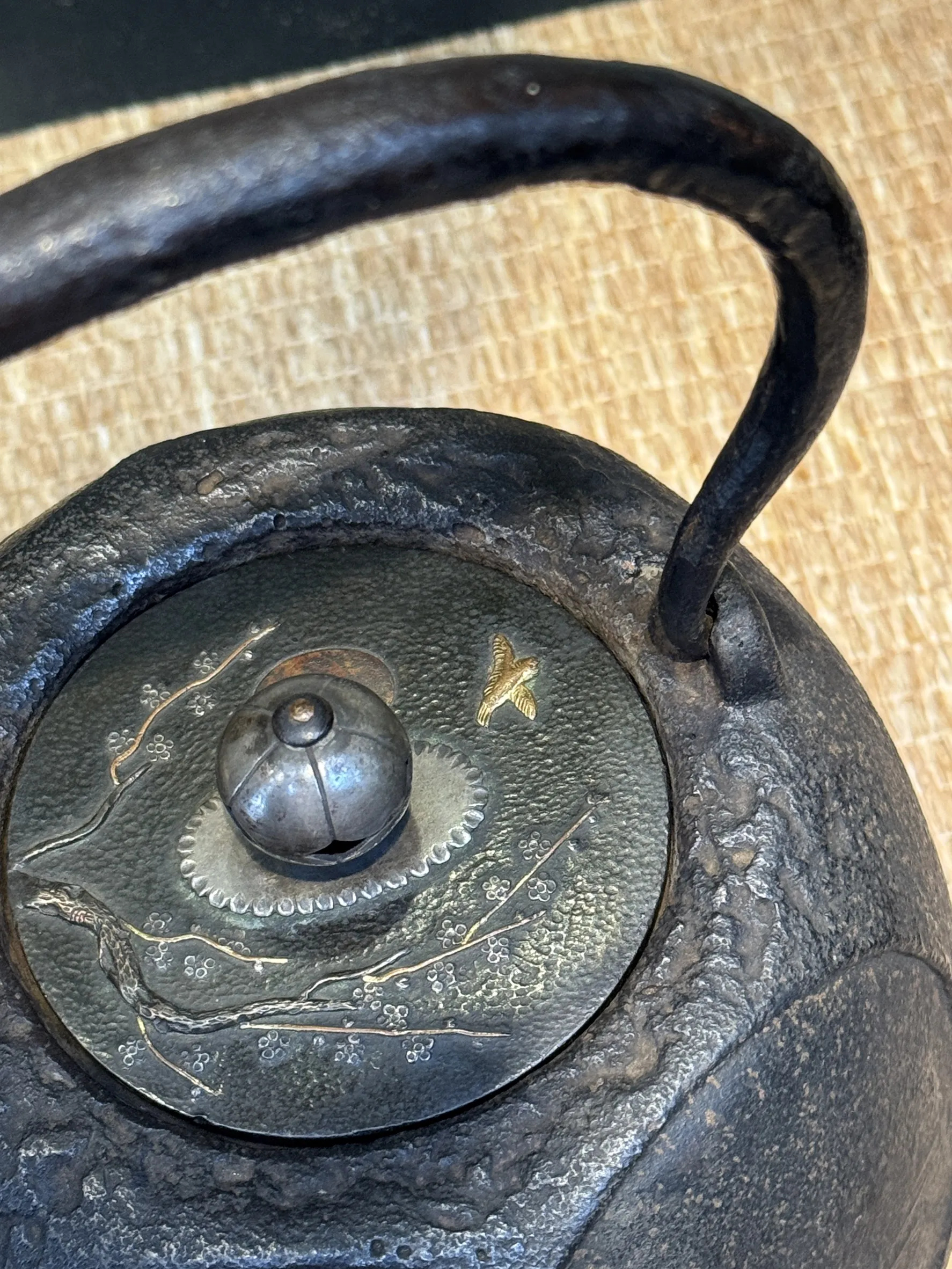 明治時期 刀顎蓋 湖景鴛鴦蝴蝶 盛岡鈴木造 老鐵瓶