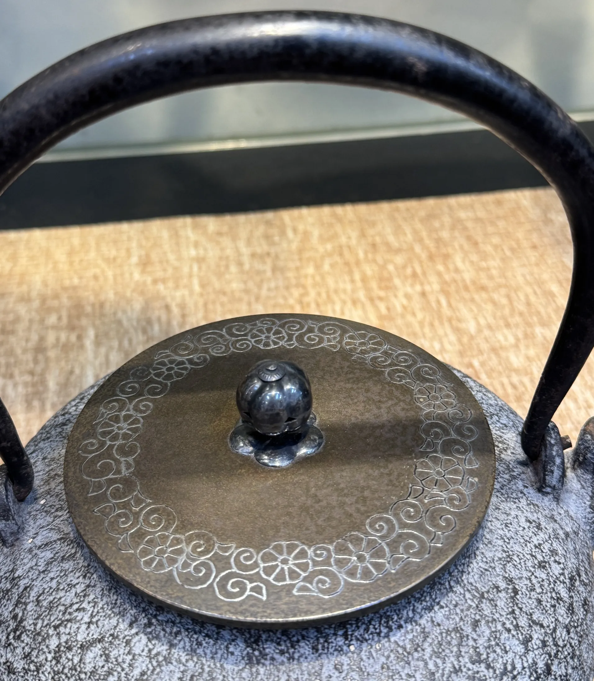 龍文堂平丸型銀摘銀象嵌蓋 老鐵瓶