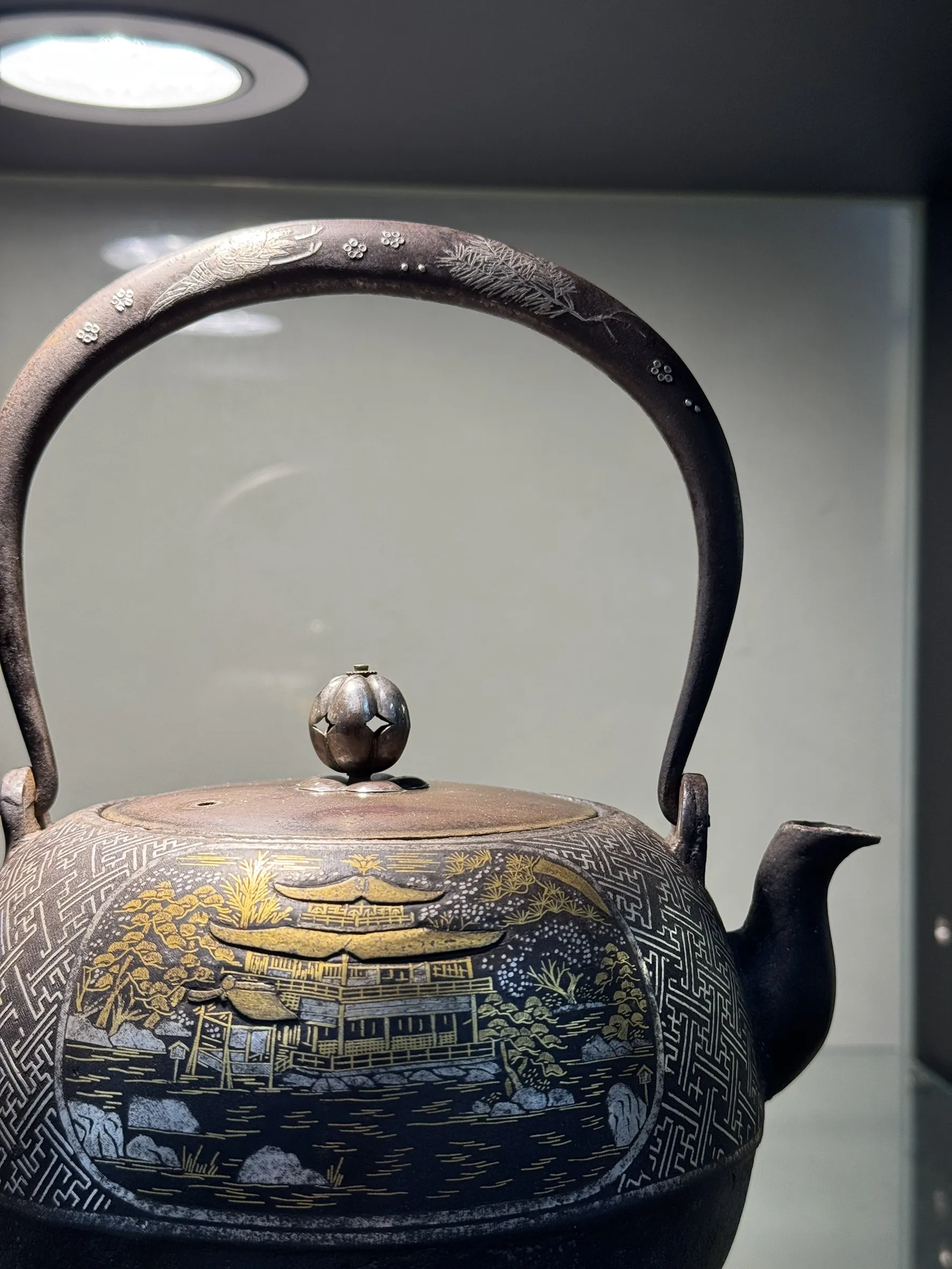 金壽堂 丸形清水寺金閣寺 金銀象嵌老鐵瓶