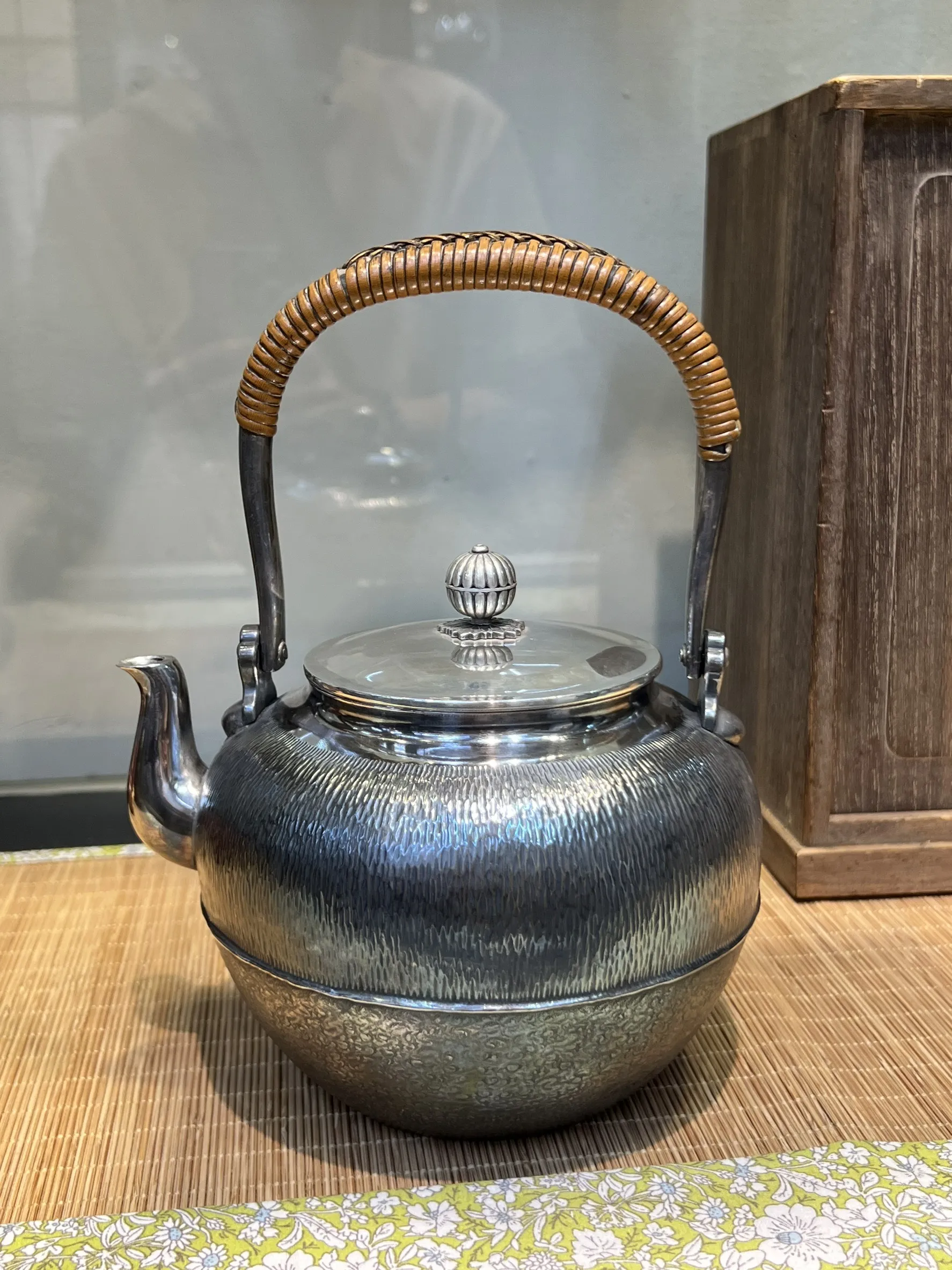 家徽訂製款 御座紋菊花花苞摘 純銀湯沸