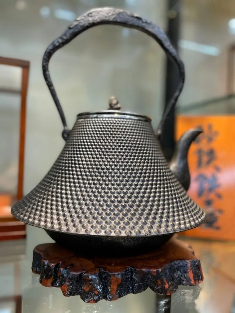三嚴堂 富士山型砂鐵壺