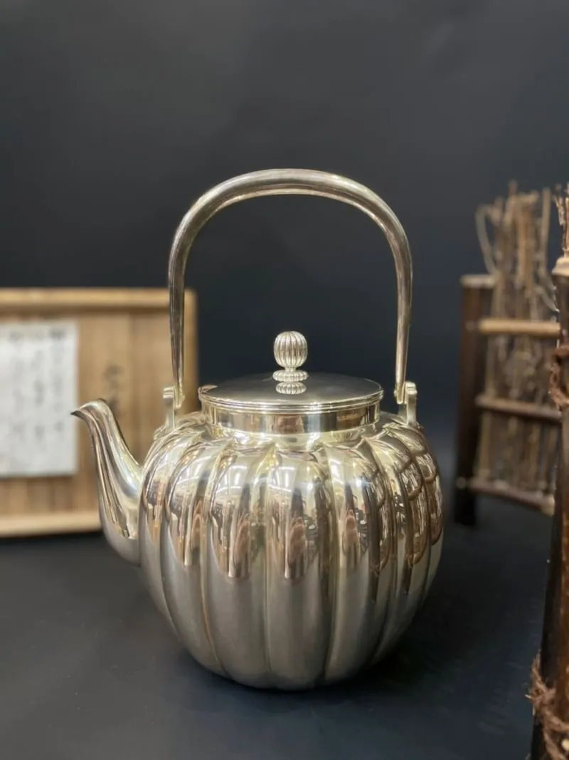 長養齋 宗光好 菊型純銀湯沸