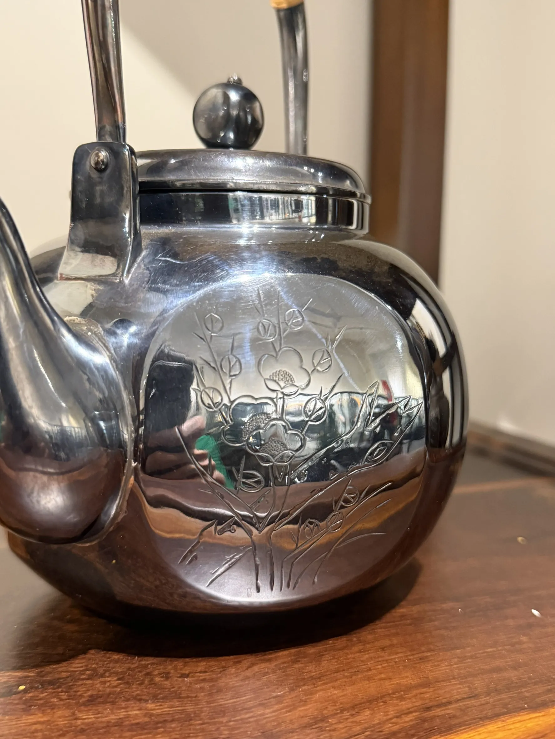 大正時期 長治齋作 八角形雕花純銀湯沸