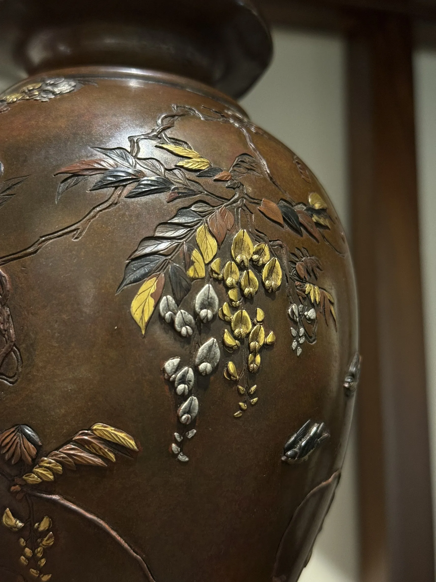 明治時期 宮部薦良造 花鳥金銀鑲嵌銅花瓶