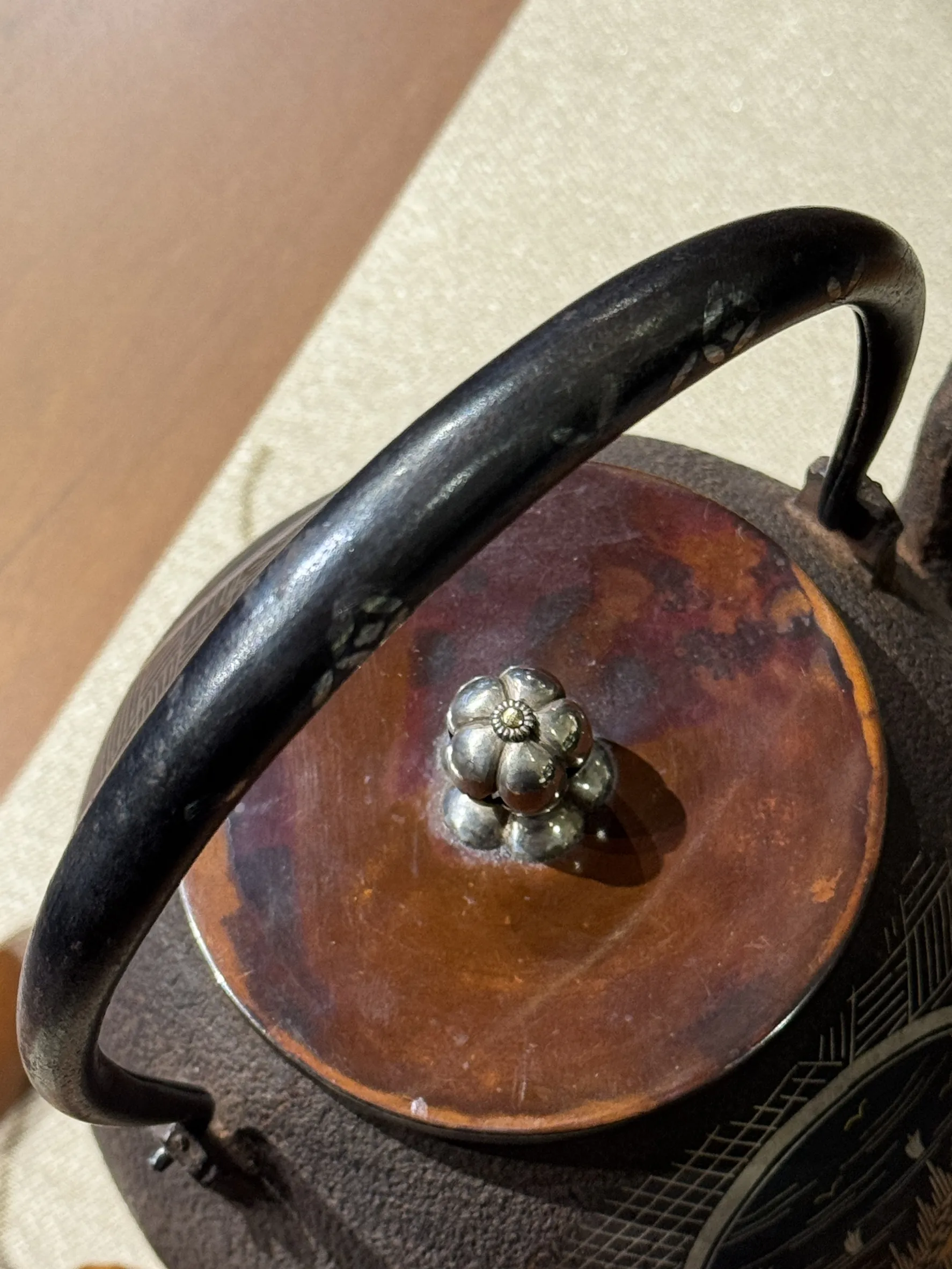 雲色堂開窗錯金銀山水 老鐵瓶