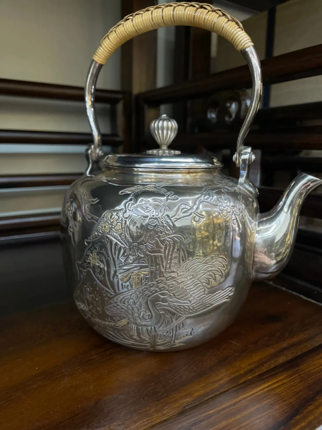 生駒作 鎏金壽翁仙鶴童子圖純銀湯沸