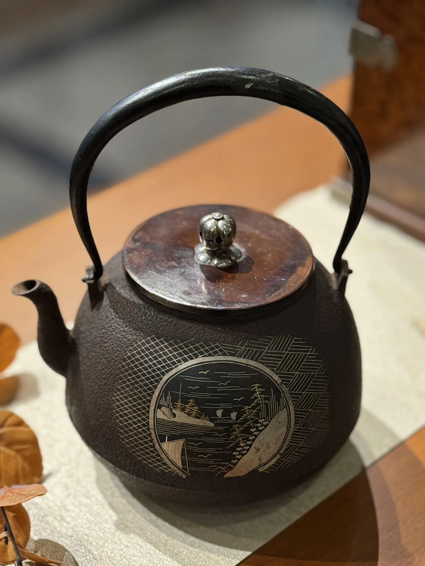 雲色堂開窗錯金銀山水 老鐵瓶