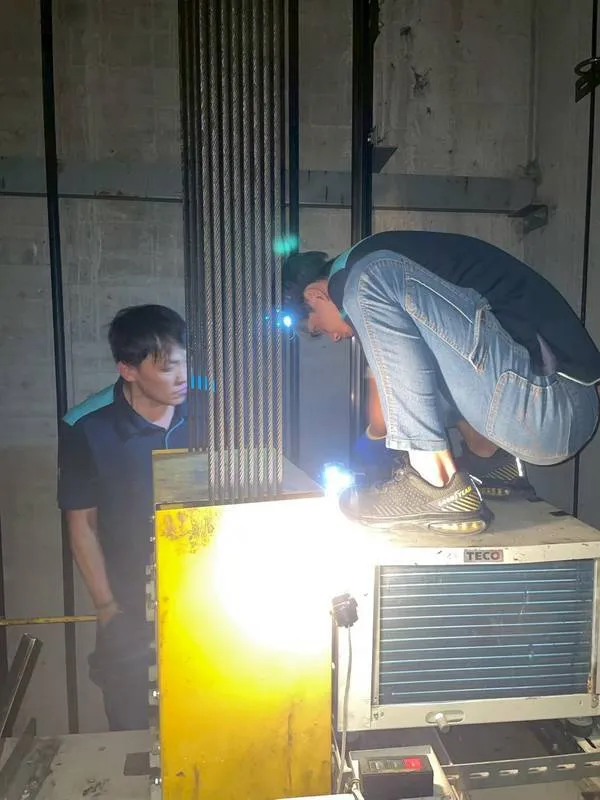 【特殊空間】電梯冷氣更換與安裝