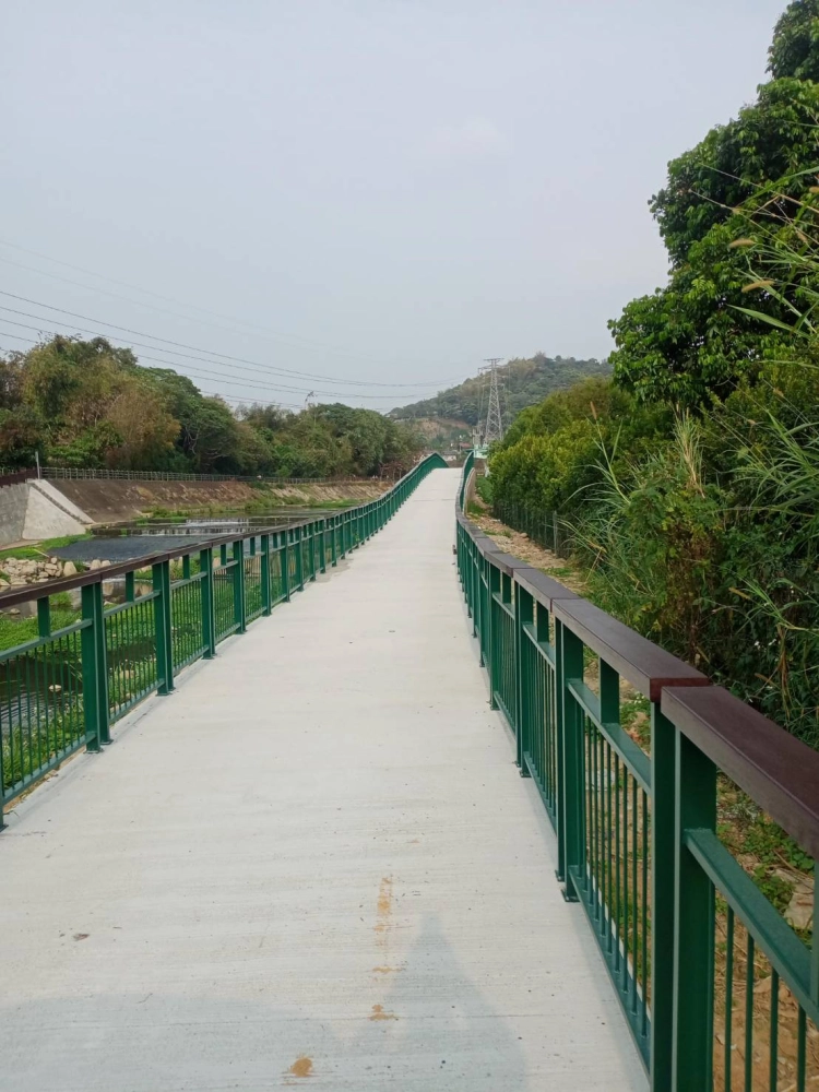 玻璃欄桿隔柵工程