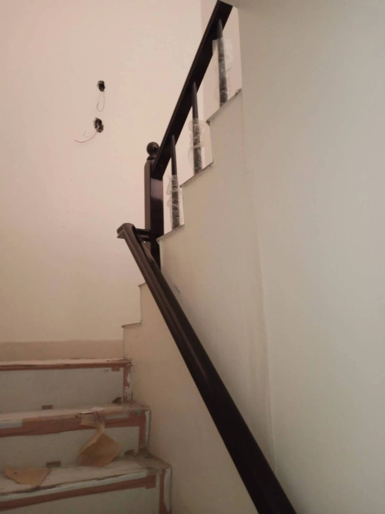 老屋翻新扶手工程