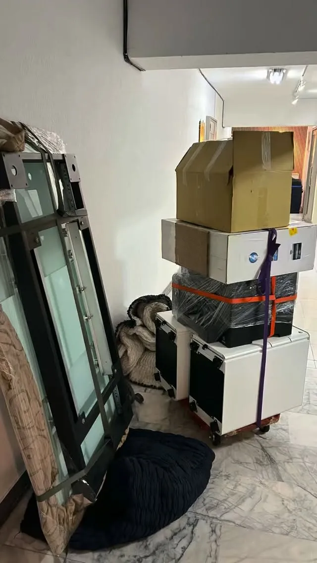 效率搬遷，使命必達。 無論樓層多高、路途多遠，周帥始終陪伴在側。 #周帥專業搬家 #健身男孩 #家庭垃圾清運｜桃園搬家公司