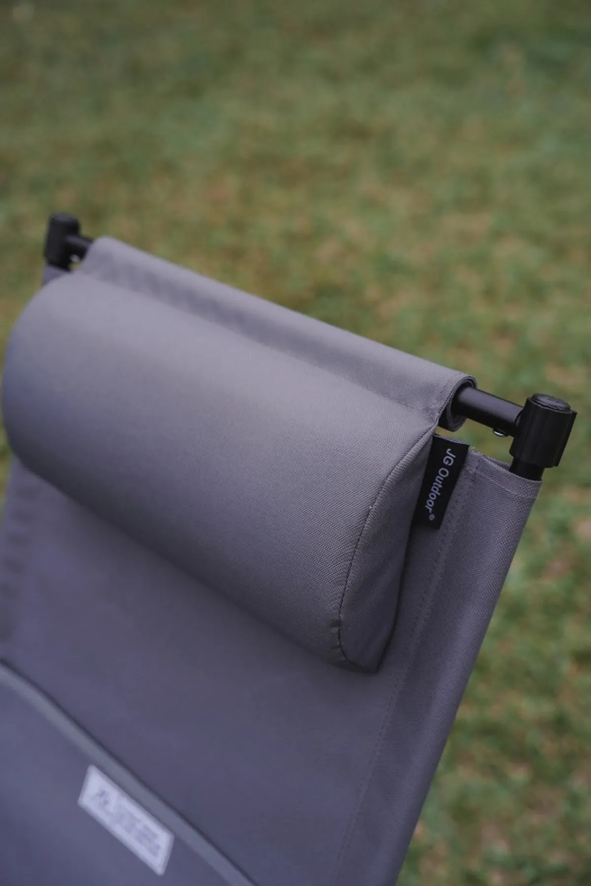 多元屋泊椅 Uber Chair (暖灰)