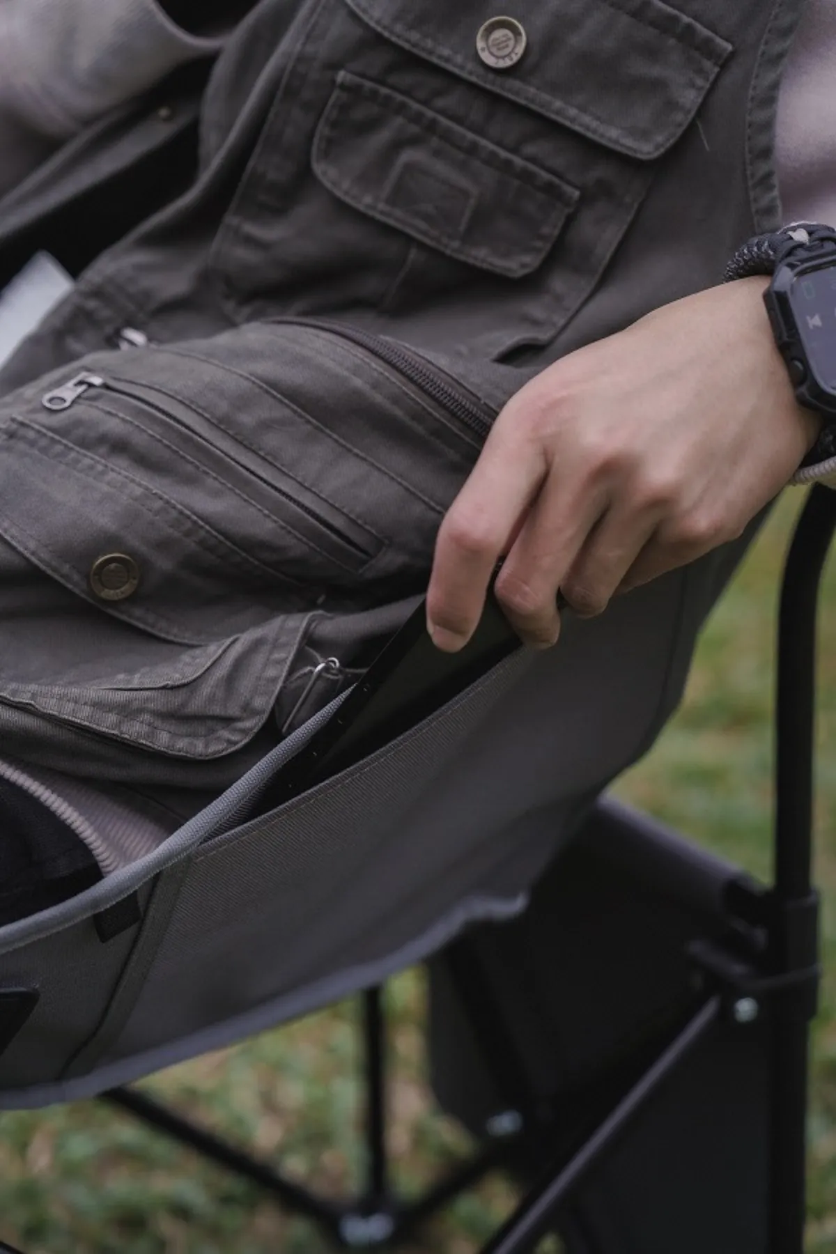 多元屋泊椅 Uber Chair (暖灰)