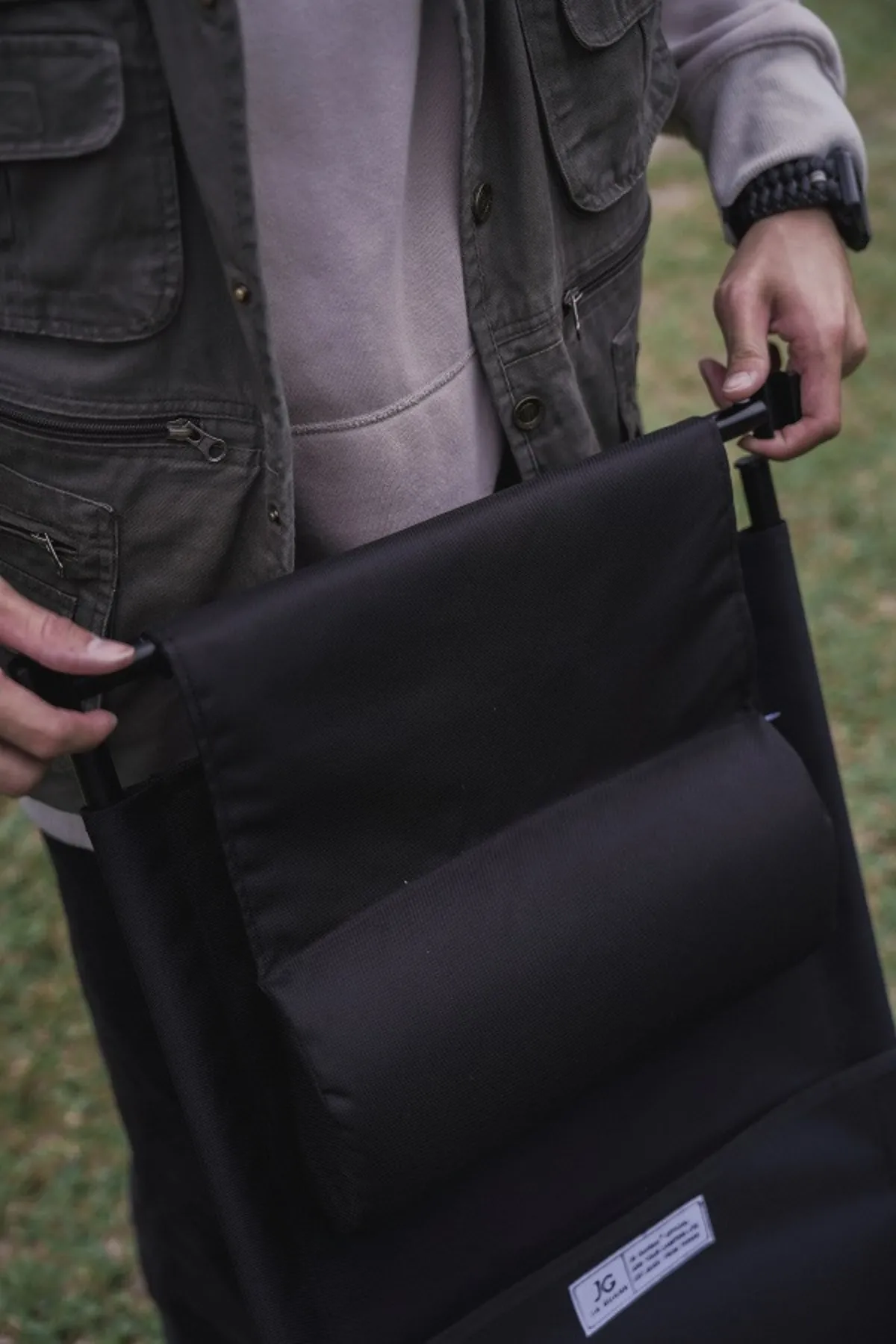 多元屋泊椅 Uber Chair (曜黑)