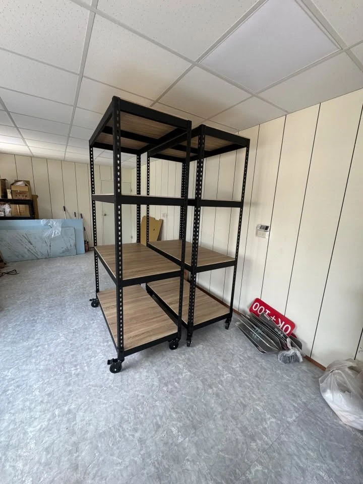 南投工務所消光黑免螺絲角鋼架
