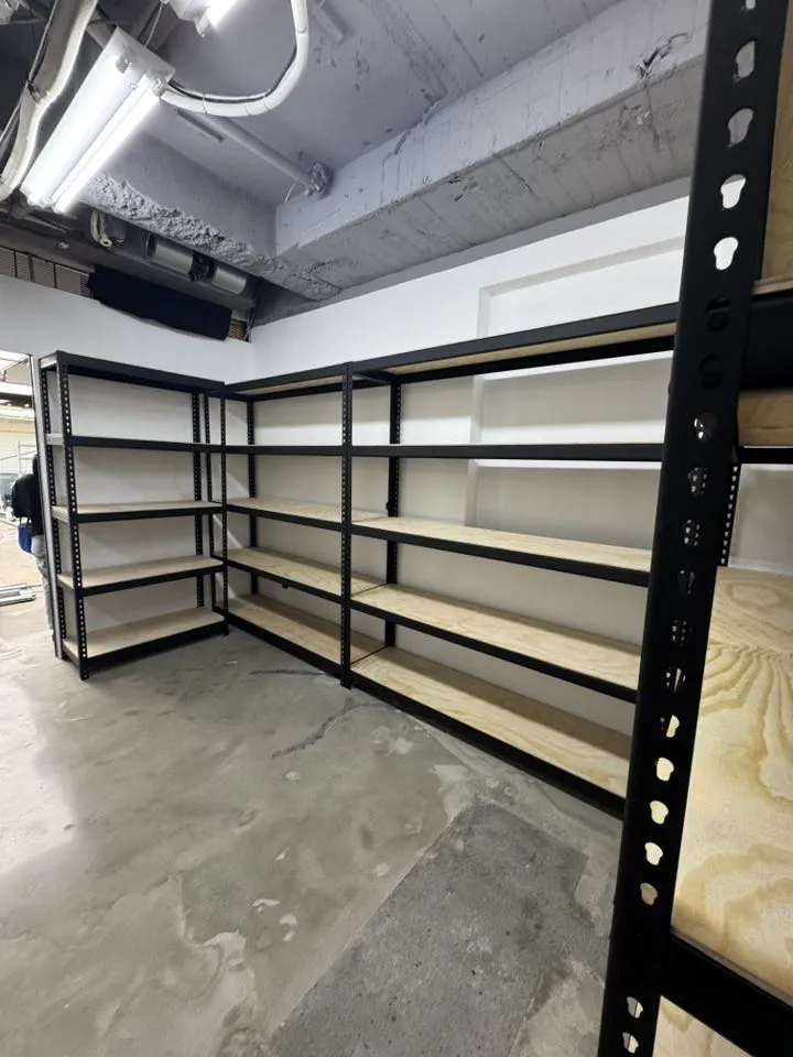 朝牌服飾UNDEFEATED台中