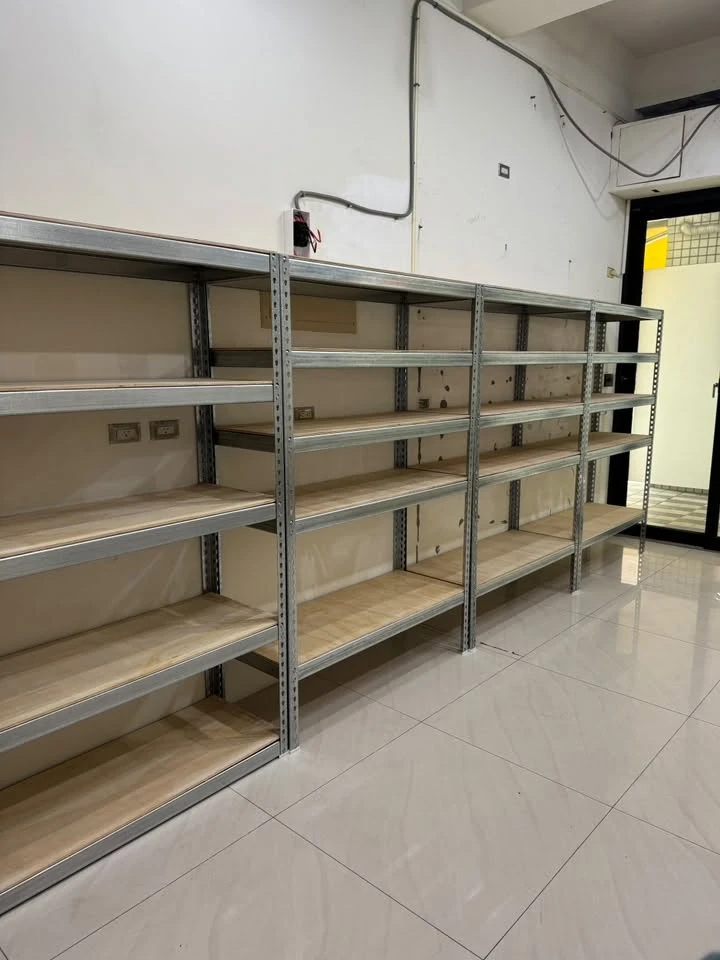台中市區日式進口書局小物鍍鋅免螺絲角鋼架