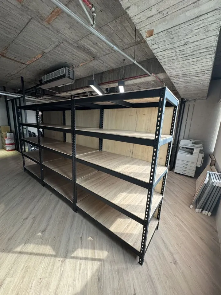 台中設計公司.庫房置物用