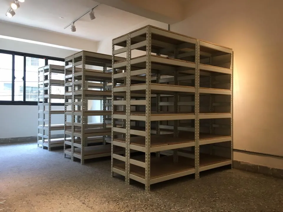 免螺絲角鋼架（側邊橫桿檔片.書架樣式）｜免螺絲角鋼推薦｜台中免螺絲角鋼推薦