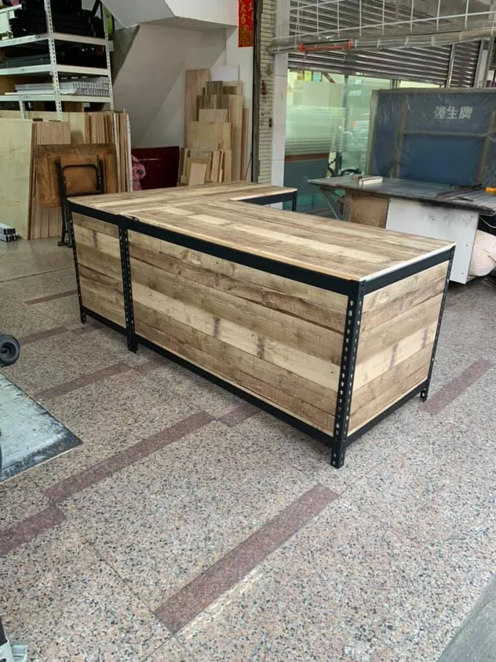 消光黑免螺絲角鋼架.工作桌及輪架樣式｜角鋼架推薦｜台中角鋼架推薦