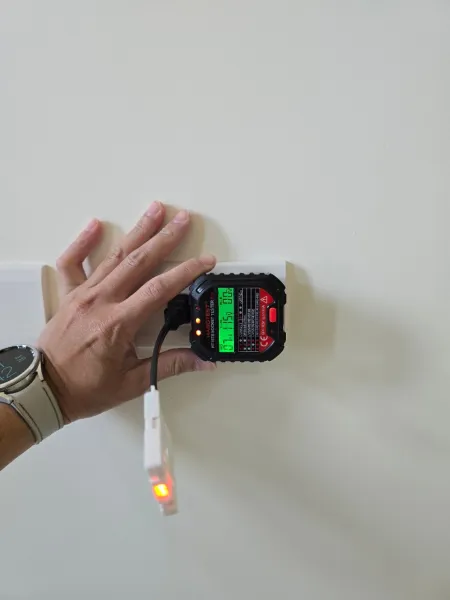 插座相位電壓檢測