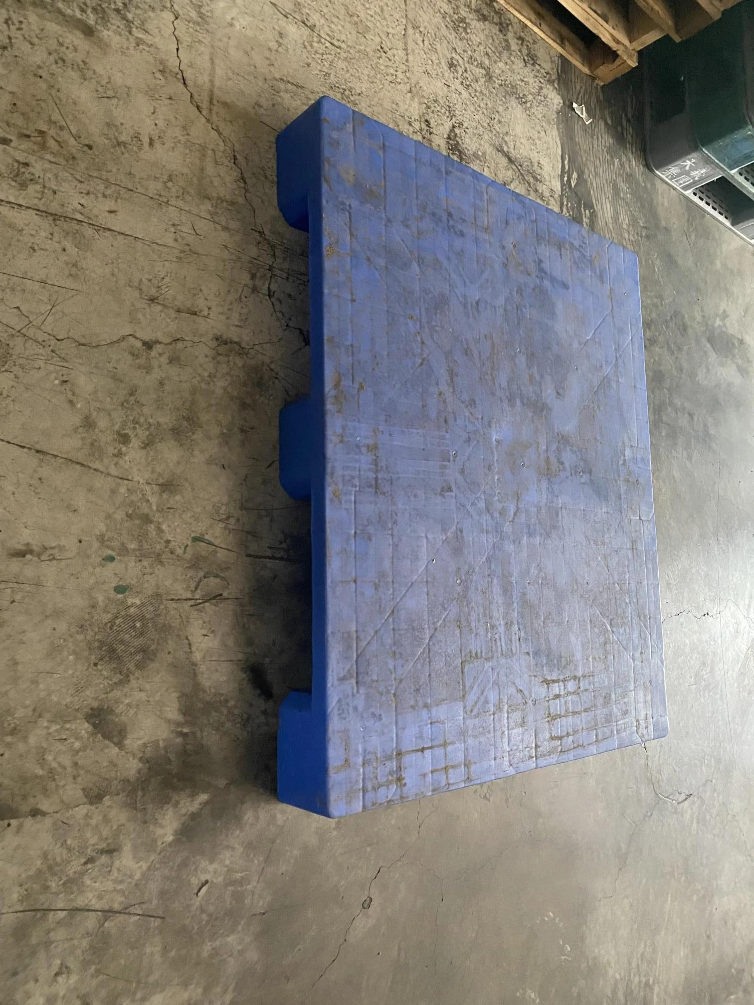  中古重型塑膠棧板