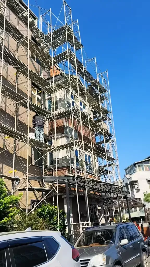 過年放假很快， 帳單來得更快。