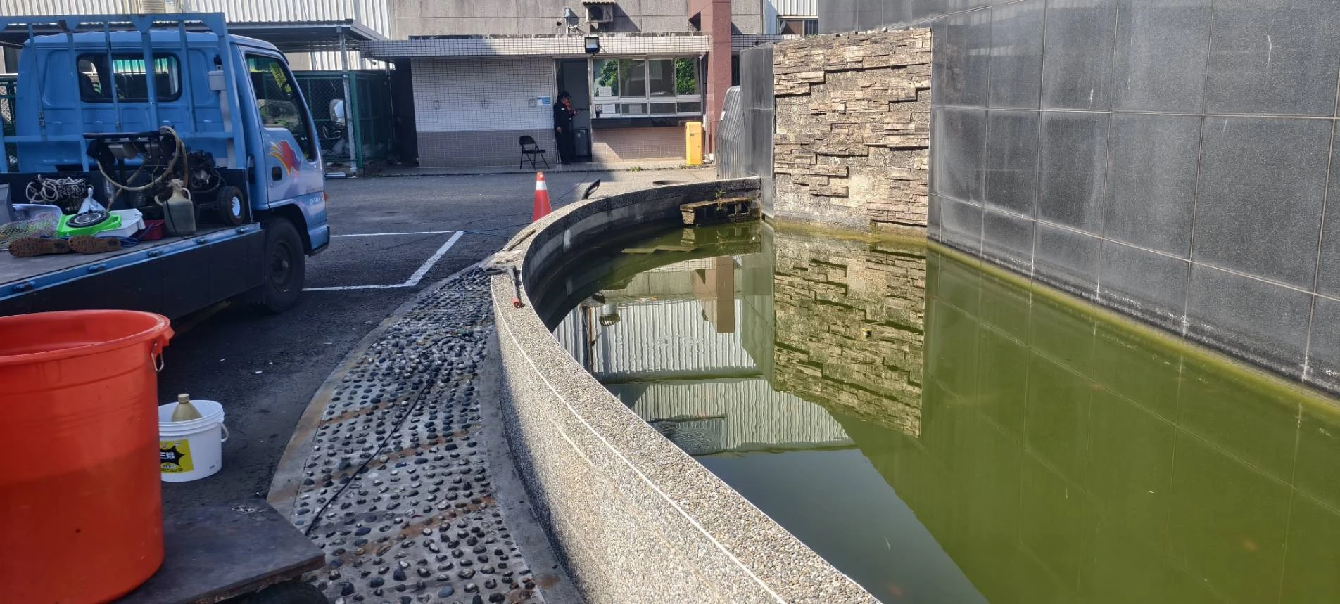 科技廠，風水池，魚池，過濾槽清洗服務