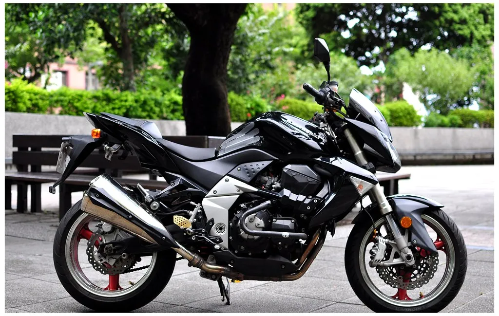 Kawasaki Z1000 二代