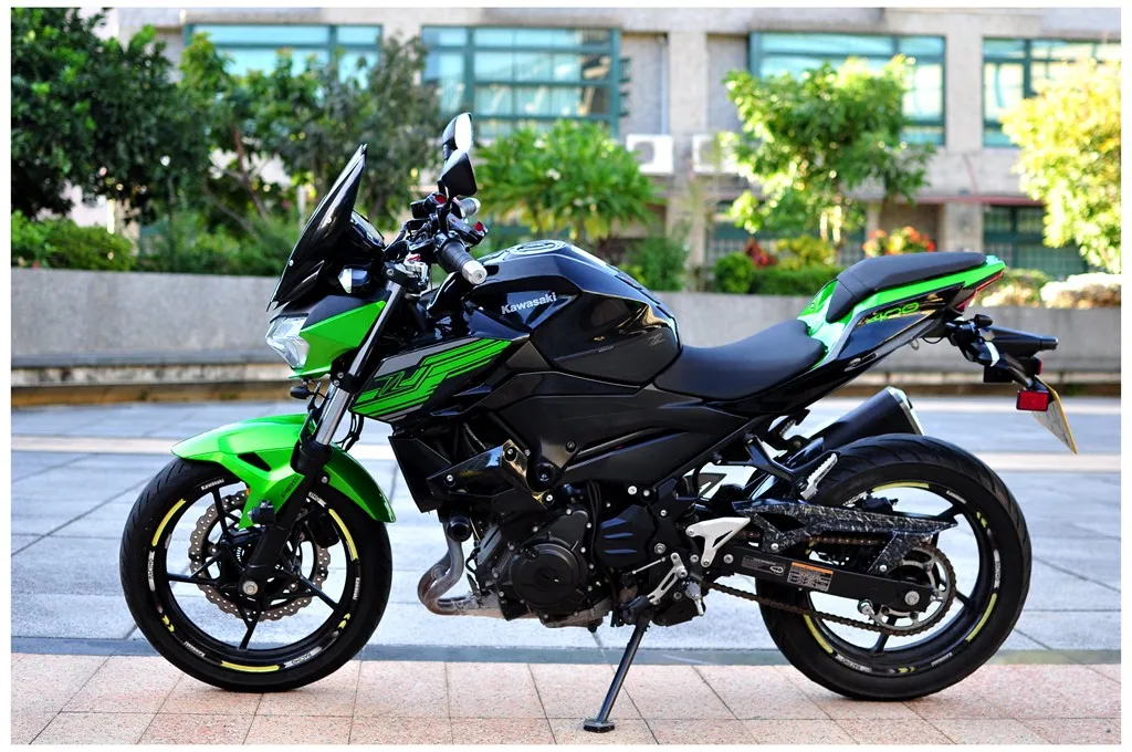 Kawasaki Z400 ABS