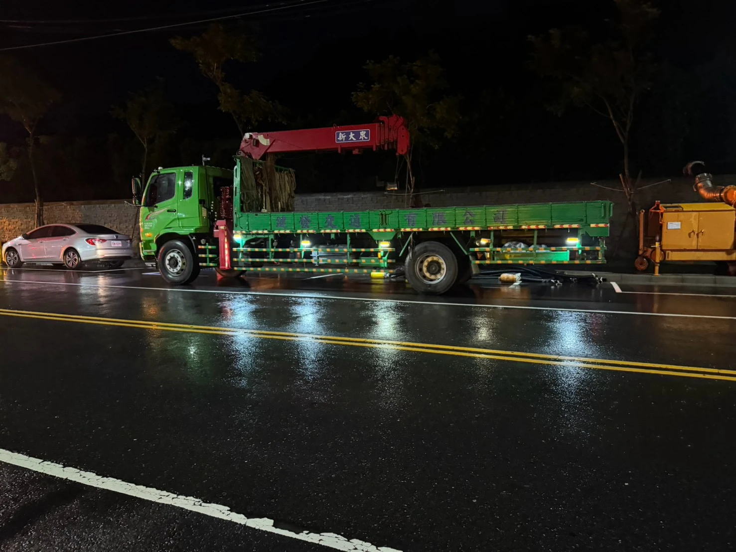 高雄市政府環境保護局-救災-道路清洗-待命