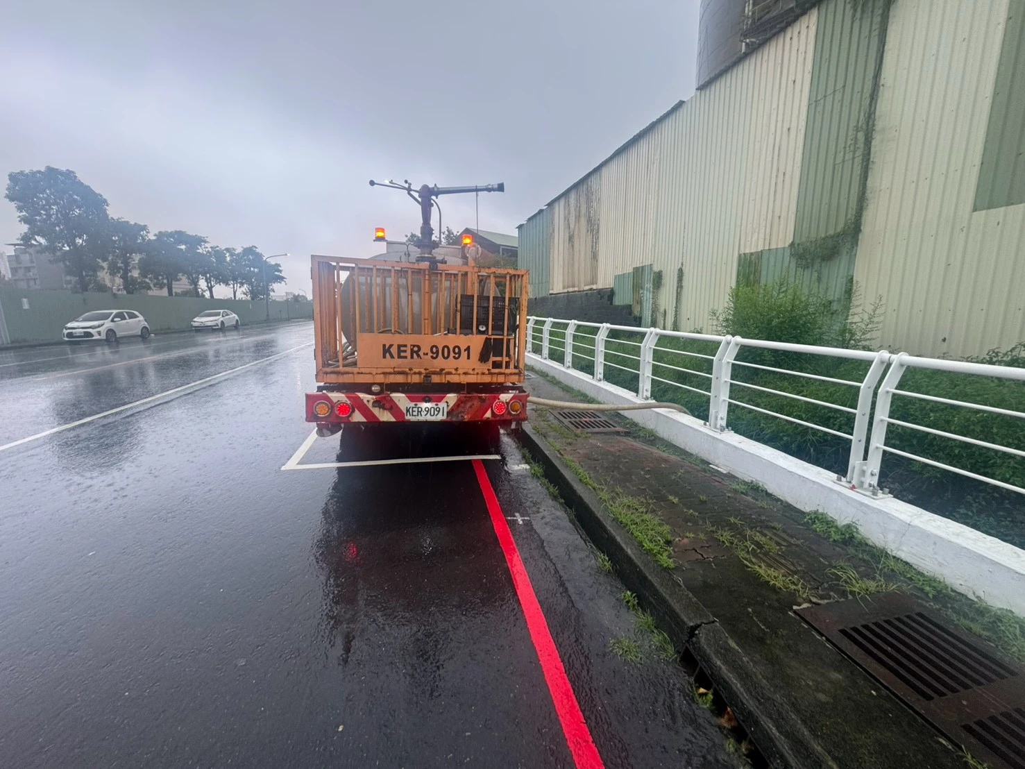 高雄市政府環境保護局-救災-道路清洗-待命