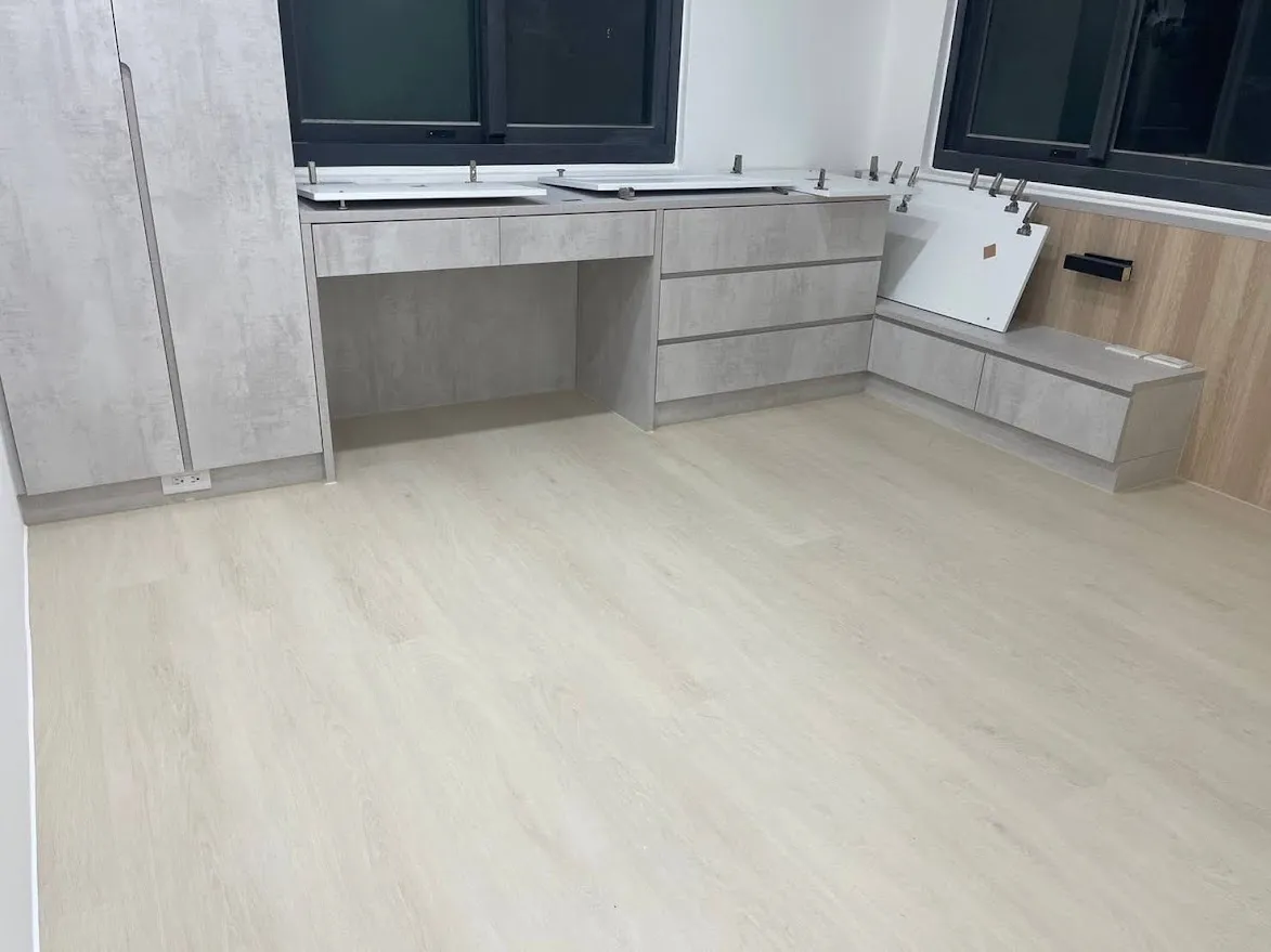 卡扣地板