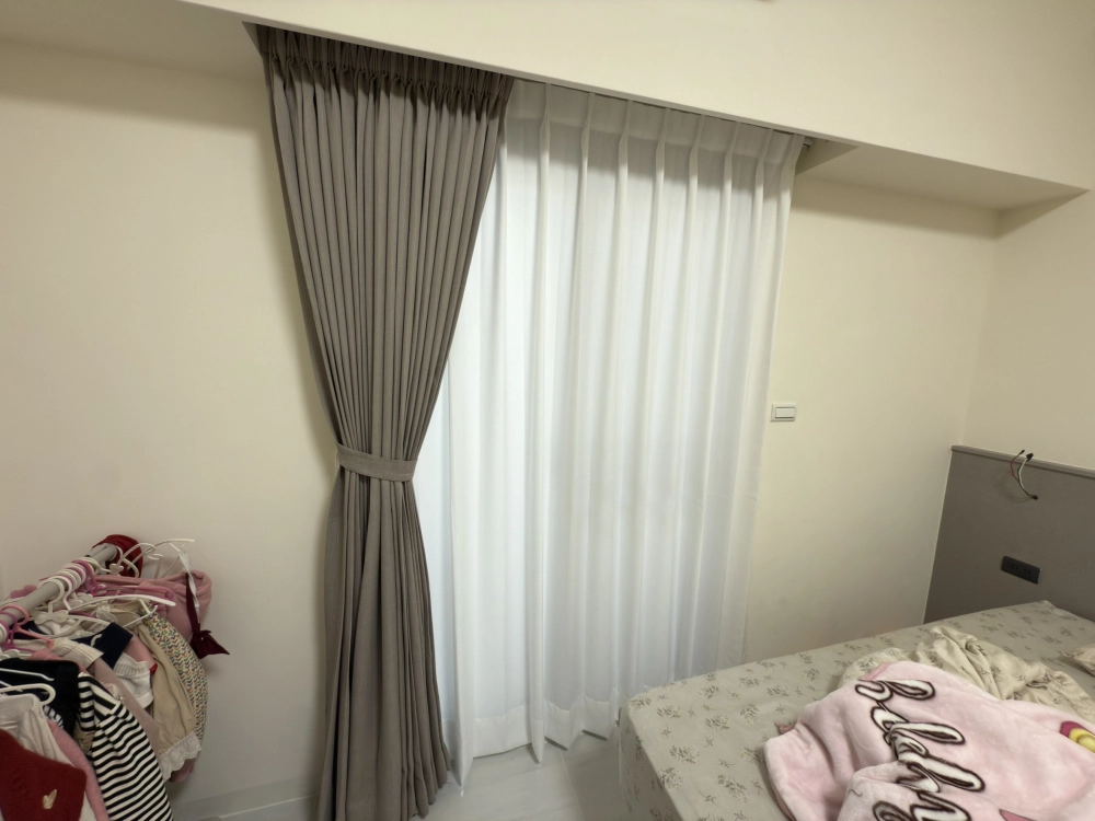 頂蘇 三折景窗簾布｜嘉義三折景窗簾布安裝｜台南三折景窗簾布安裝