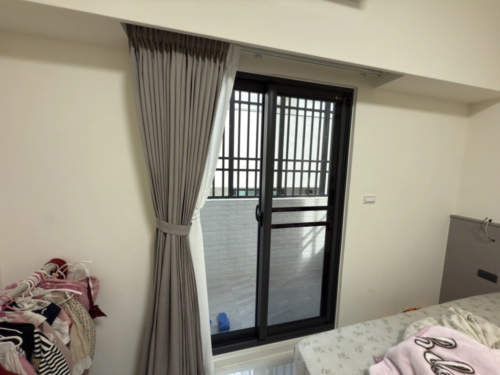 頂蘇 三折景窗簾布｜嘉義三折景窗簾布安裝｜台南三折景窗簾布安裝