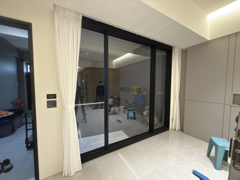 頂蘇 三折景窗簾布｜嘉義三折景窗簾布安裝｜台南三折景窗簾布安裝