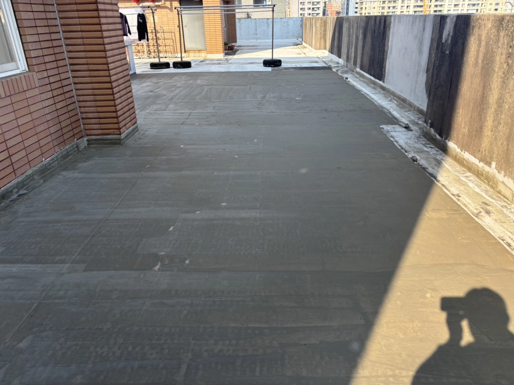 5.彈性水泥防水第二層覆蓋