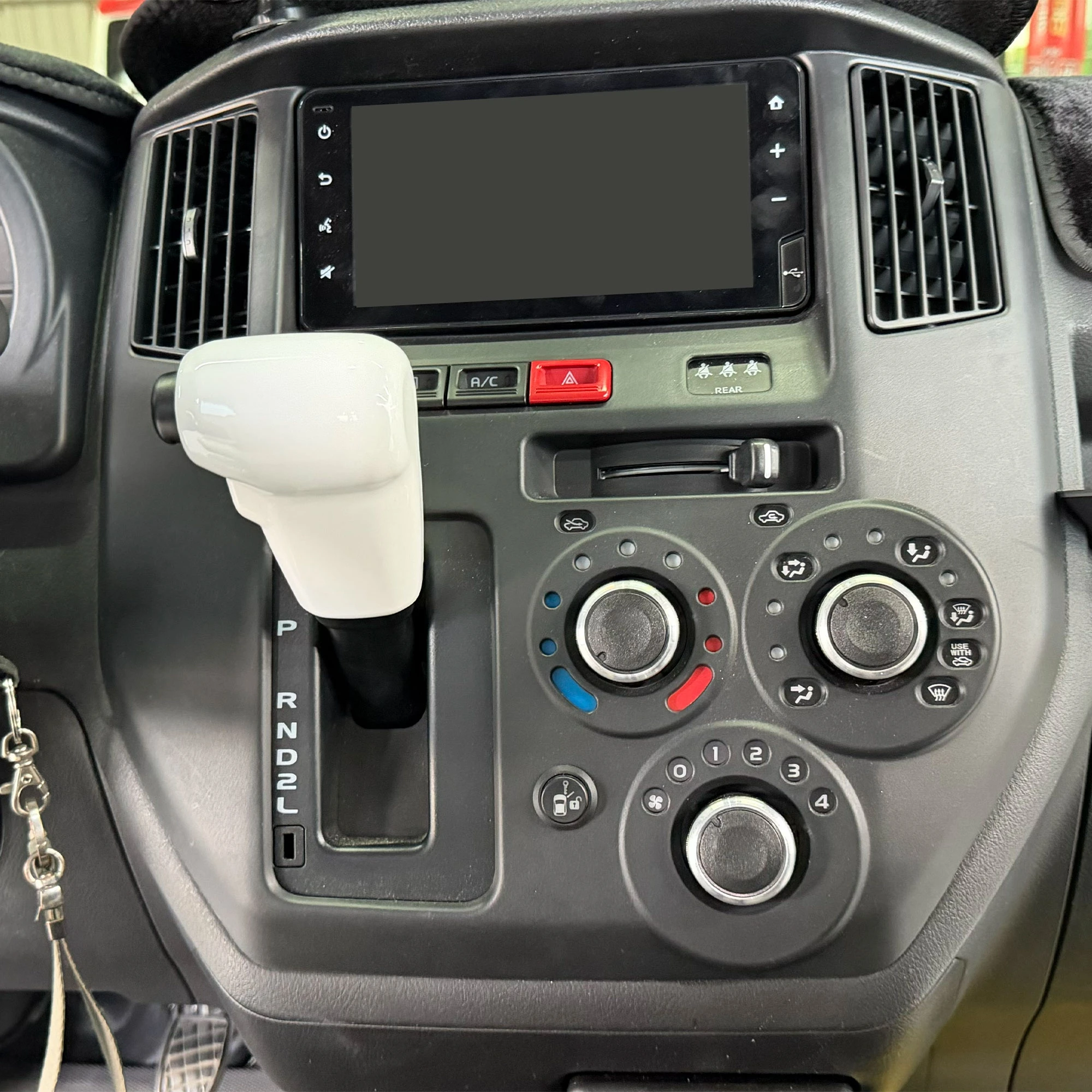 汽車中控鎖開關