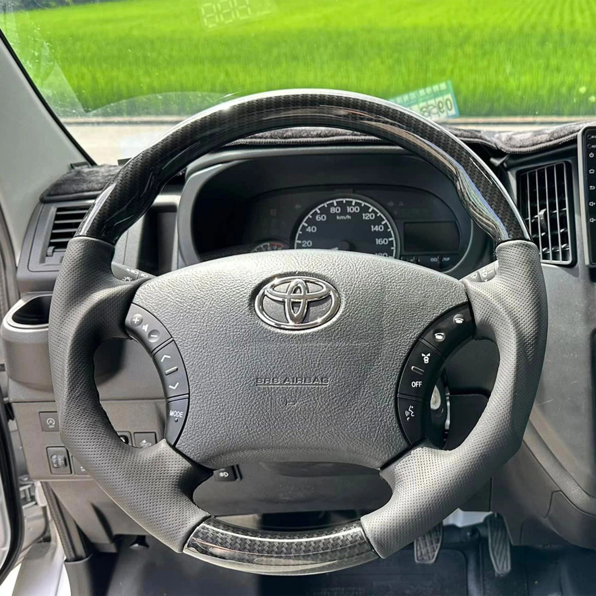 台製跑車握把方向盤(不含方向盤控制鍵)