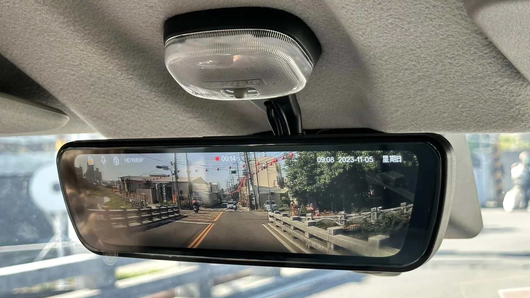 9.35吋原廠款前後雙錄電子後視鏡 (車規防眩光後鏡頭)
