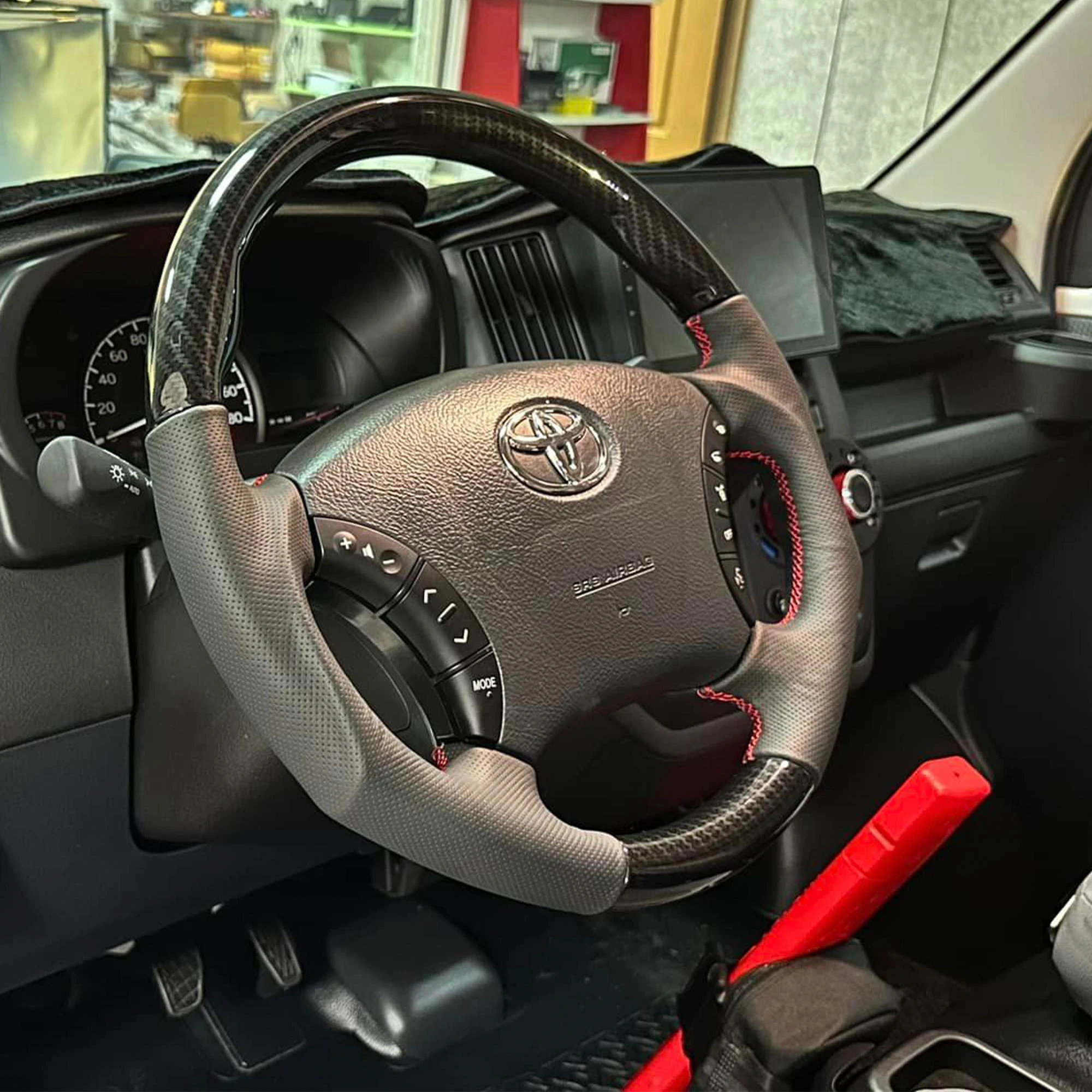 台製跑車握把方向盤(不含方向盤控制鍵)