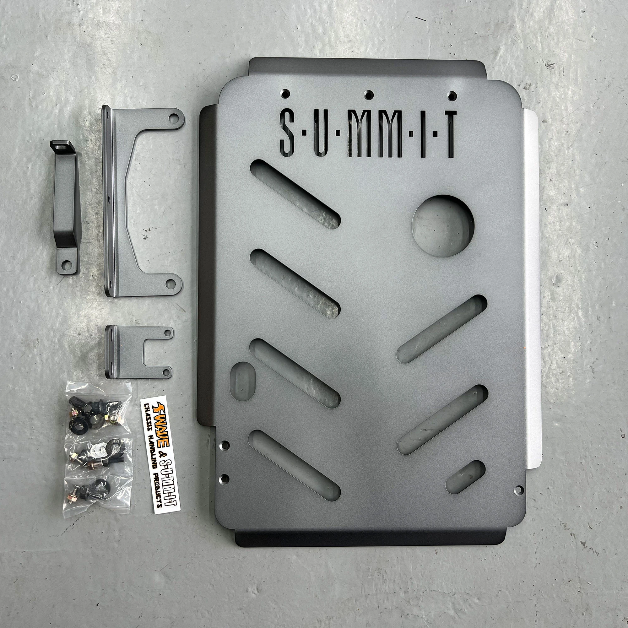 SUMMIT 增加底盤防護
