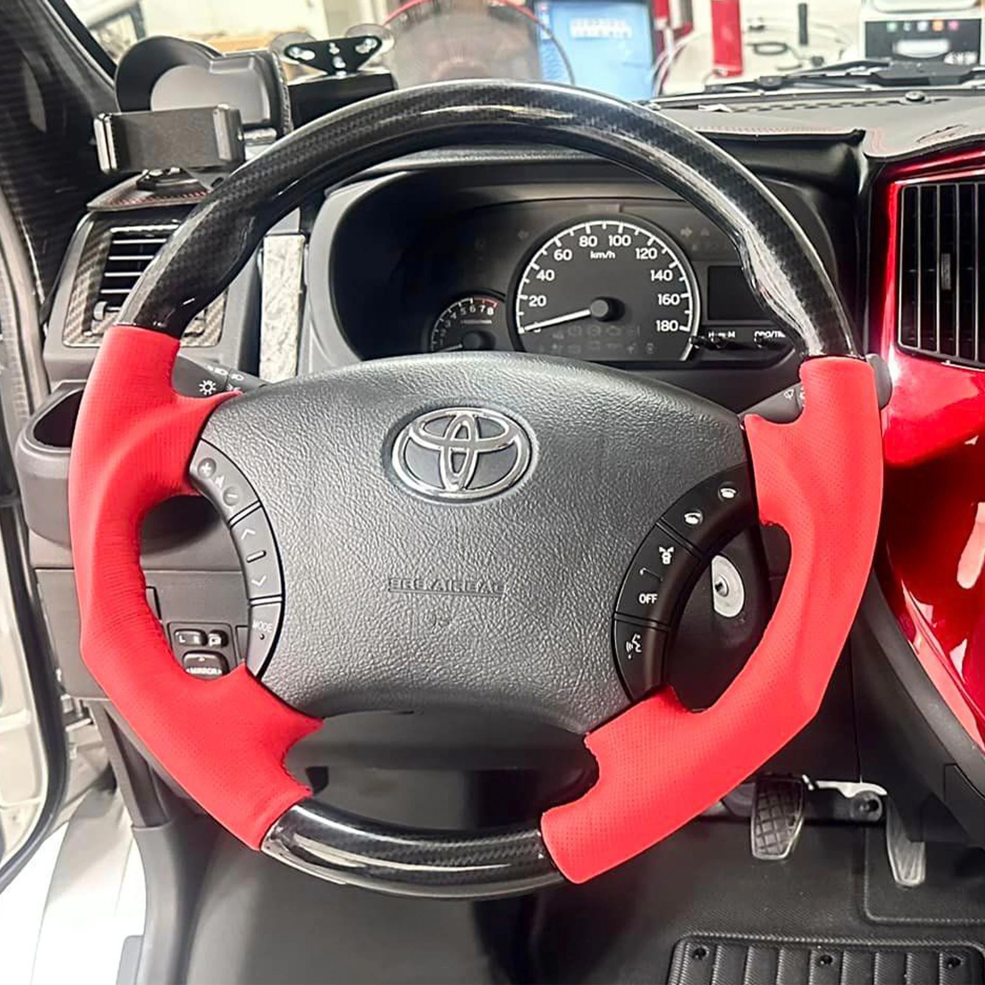 台製跑車握把方向盤(不含方向盤控制鍵)