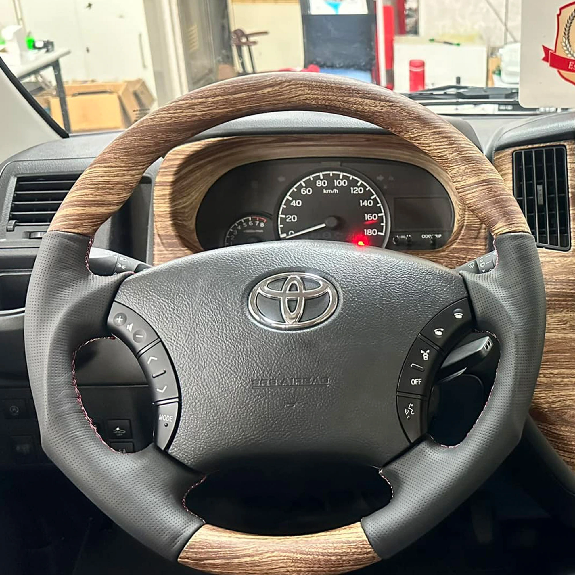 台製跑車握把方向盤(不含方向盤控制鍵)